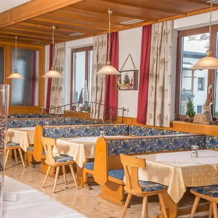 酒店 - Restaurant Platzwirt 3*