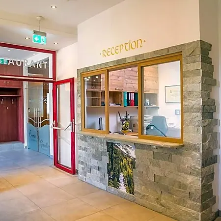 - Restaurant Platzwirt 3*